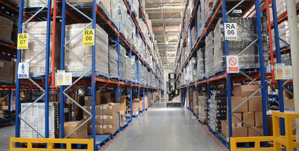 Types of warehouse pallet racking: Wide aisle racking at Teepee Materials Handling